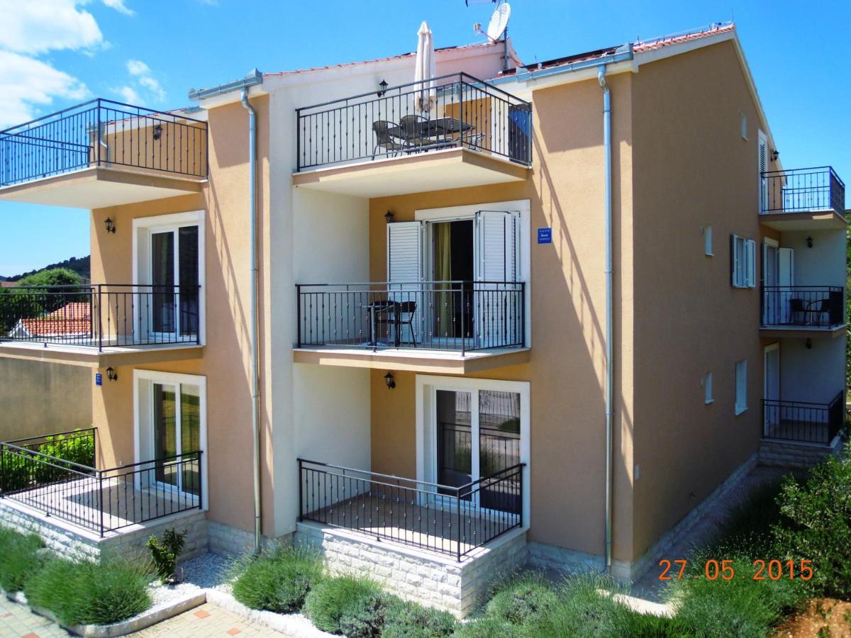 Apartments Iris Marina Rom bilde